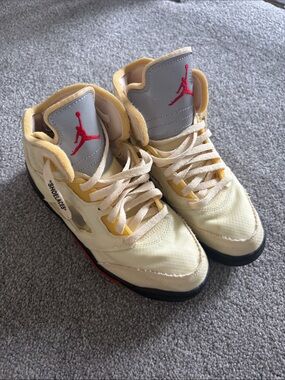 Jordan Kids Yellow Retro and Red High-Top Sneakers